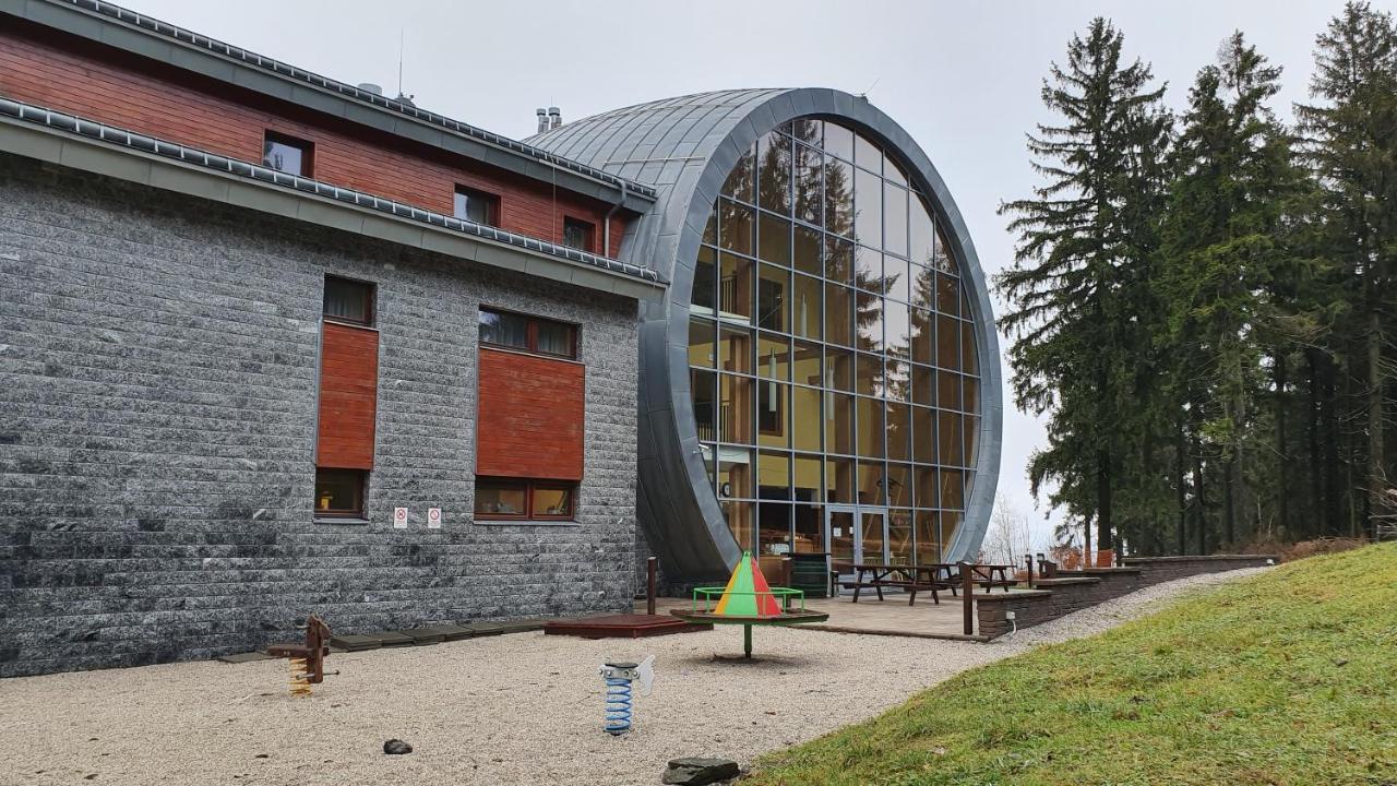 Hotel Obri Sud Javornik Jermanice المظهر الخارجي الصورة