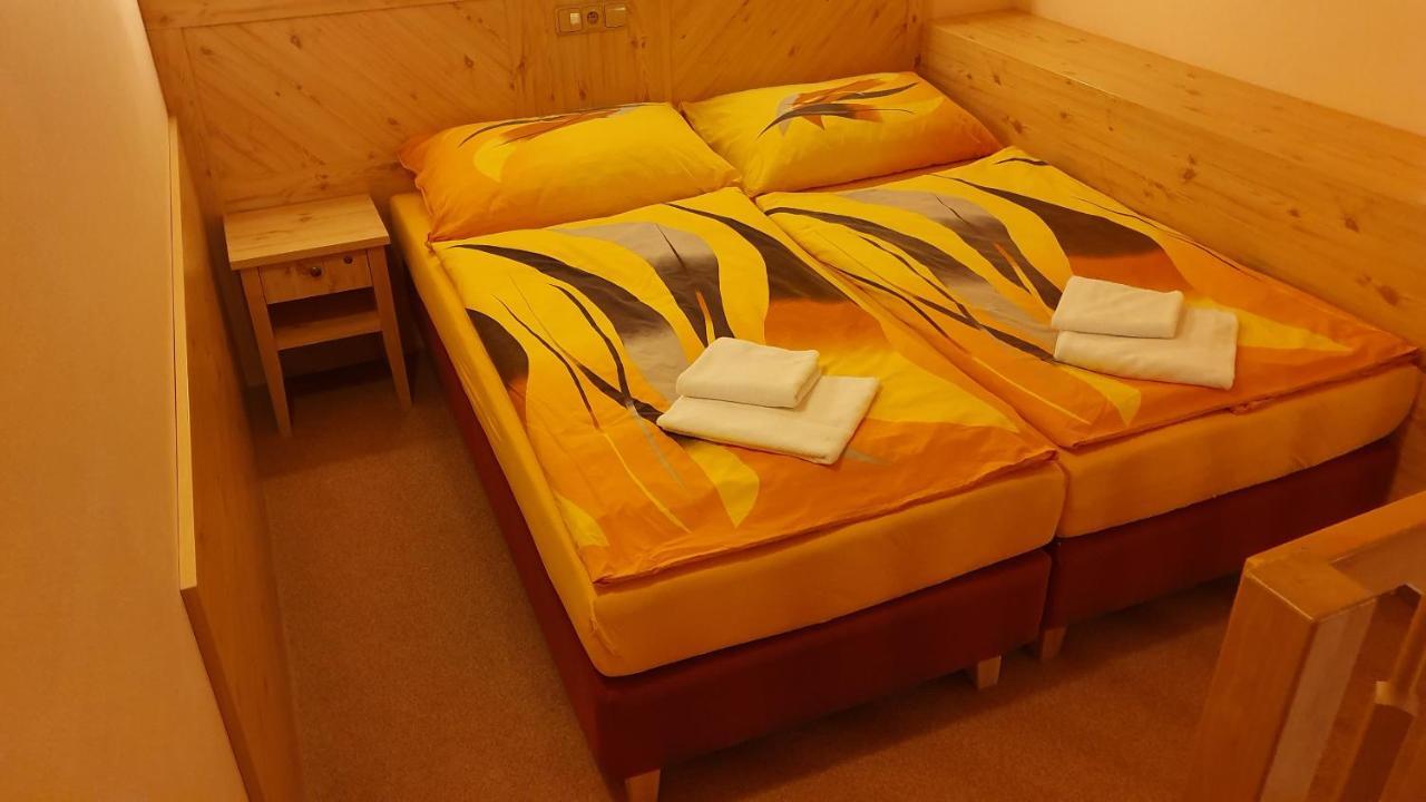 Hotel Obri Sud Javornik Jermanice المظهر الخارجي الصورة